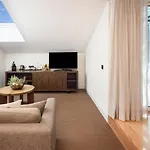 Отель Inspira Liberdade Boutique
